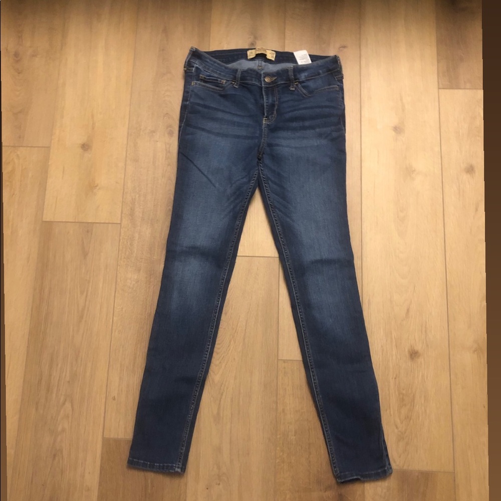 Hollister super skinny jeans